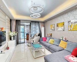 城市春天 套三双卫精装修,保养好,采光好,诚心卖