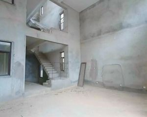 低容积 房龄新 边户采光充通便捷 朝南 商品房