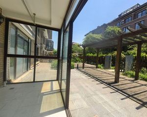 随时看!200平一楼院子有暖气,万科城花园洋房邻瘦西湖