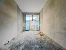 162平 毛坯 南北通透 4室 新世界嘉院 看房方便 有钥匙