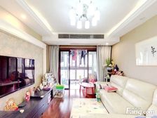 四轨交汇+次新房龄+板式户型+中区楼层+配套成熟