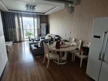 急卖 交通便捷 商业配套成熟 近地铁 中间楼层 拎包入住