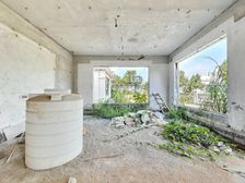 凤雅苑南向单边位 六个套房双主卧 花园450平带茶室 毛坯