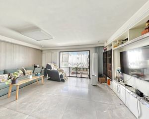 人定湖西里 4室2厅 150.27平