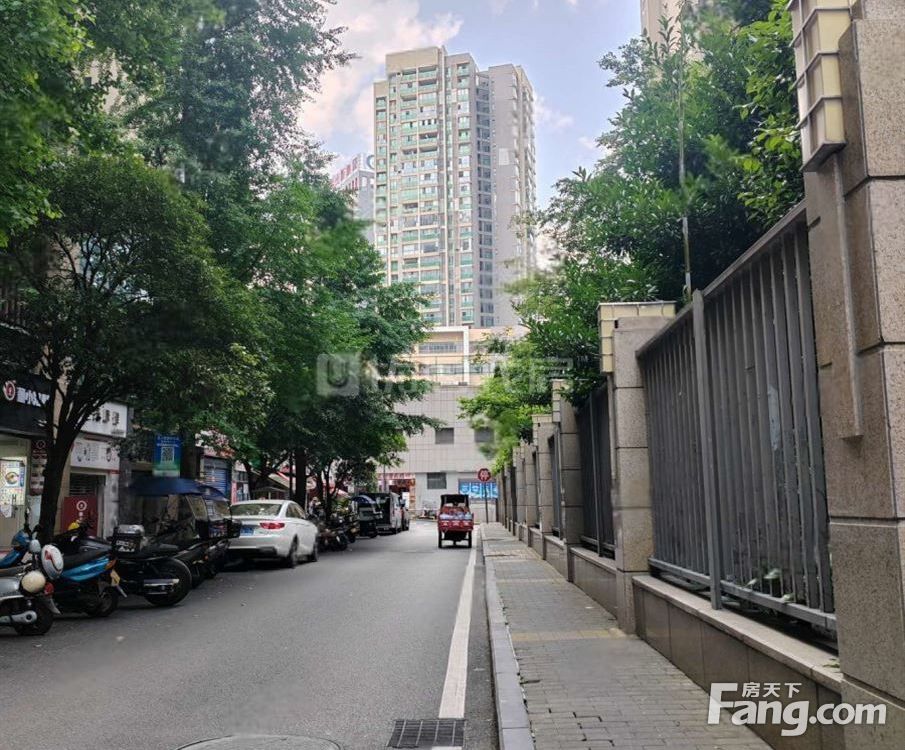 小区相关图