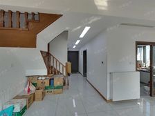 龙湖精装修上叠,带阁楼,送露台,带产权车位