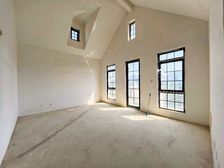 俊发滇池ONE3组团 6室2厅6卫 毛坯 2800万元
