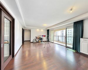 万科城 4室2厅 西南