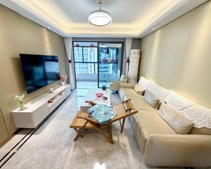 (东端户看江景!)业主自住好装修 楼层视野 !!