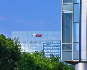 经开壹中心830平写字楼 中楼层单价1.5万