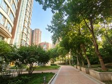 好房推荐 公园1872 精装 高层 两卫 大三室 七折上拍
