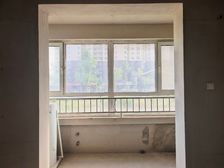 南湖春晓 131平3居 南北向毛坯 全天采光一楼带院大三居