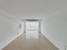 新上万体馆+中区视野好+随时看房+业主诚意+办公产权+通燃气
