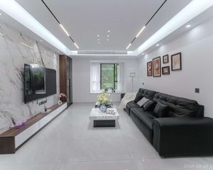 三一街区 稀缺复试大4房3卫超好格局即买即入住