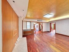 康乐里小区 4室2厅2卫 182.47平
