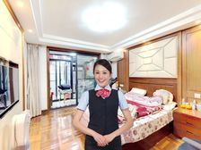 一楼带院子 在整个板块也已经是仅此一套了 二梯队书包房