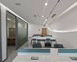 双地铁精装带家具丨现房可以自用丨正朝南无抵押 3天取证