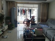 新保师九年,京南一品,南北通透,业主精装三室,价钱可议