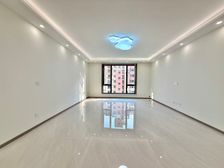 世纪华庭 153平3居 南北向豪华装修 自住保养好大客厅品牌
