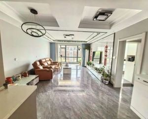 顺鑫澜庭 南北通透 商品住宅 双卫格局 满五
