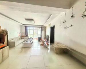 顺鑫澜庭 南北通透 大两居 正规商品房 中间楼层 满五