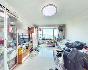 抖音附近太阳园经典大三居室看房随时出门地铁