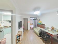 精装修一改二,电梯高区,带固定车位,看房随时,看中可谈,诚意