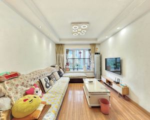 万科城3室2厅东南