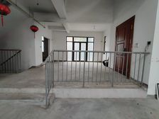 房龄新 正规商品房 临地铁 南北通透 楼层好 居住密度低