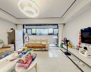 领地金科蘭台府 3室1厅 东南