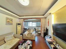 飞机户型大三房 临地铁 近商场 次顶楼 视野采光通风俱佳