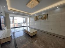 梅水路水榭云台 栋 业主高档装修江景三房 送两个靓车位