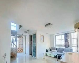 2号线海珠市二宫地铁口商业配套齐全精装两房旺租5000