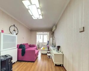 瑞光胡同 低楼层 精装两居室 停车位充足 出小区地铁昌平站