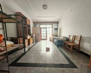 二中旁边 雅馨家园 中间楼层 南北双通透 格局方正 房龄新