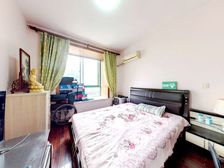 原始两卫,中间楼层,楼间距宽,采光无遮挡,诚意出售