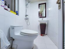 小户型一房一厅,电梯费用已交,全明户型,交通方便