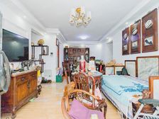 2014年次新小区,标准三房,高区看江景好!