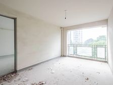 开发商交付毛坯从未入住,诚意出售,看房方便诚意出