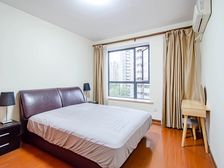 新上老静安,南北通,小高层,得房率80%,随时看