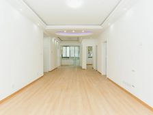 业主自理个税,下家只需要承担契税,房子一楼带花园,