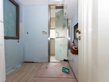 外滩江畔,大宅户型,尽赏黄浦江,采光视野好,诚意卖