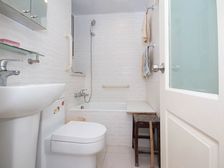 新天地总价低的南北两房!售后公房,中间楼层!