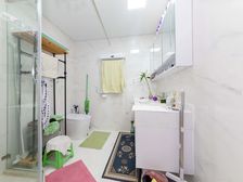 静安寺板块低价电梯房,西边套,中楼层,采光视野好