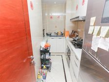 满五年高区景观好,三开间朝南,开发商统一装修