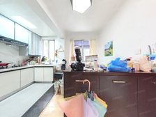 电梯房,使用面积大两房两厅,业主诚售