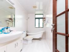 德昌公寓:2000年有车位费用各自承担大三房随时看