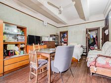 南京西路挂铜牌品质老公寓带电梯层高3.3米