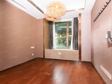 南北通三房横厅,客厅朝南带大阳台,全明户型