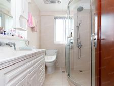 全屋精装修+卢湾区+满五年,南北格局,采光充足